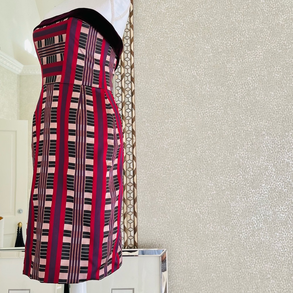 Carolina Herrera silk red plaid strapless dress 6 - Picture 4 of 13